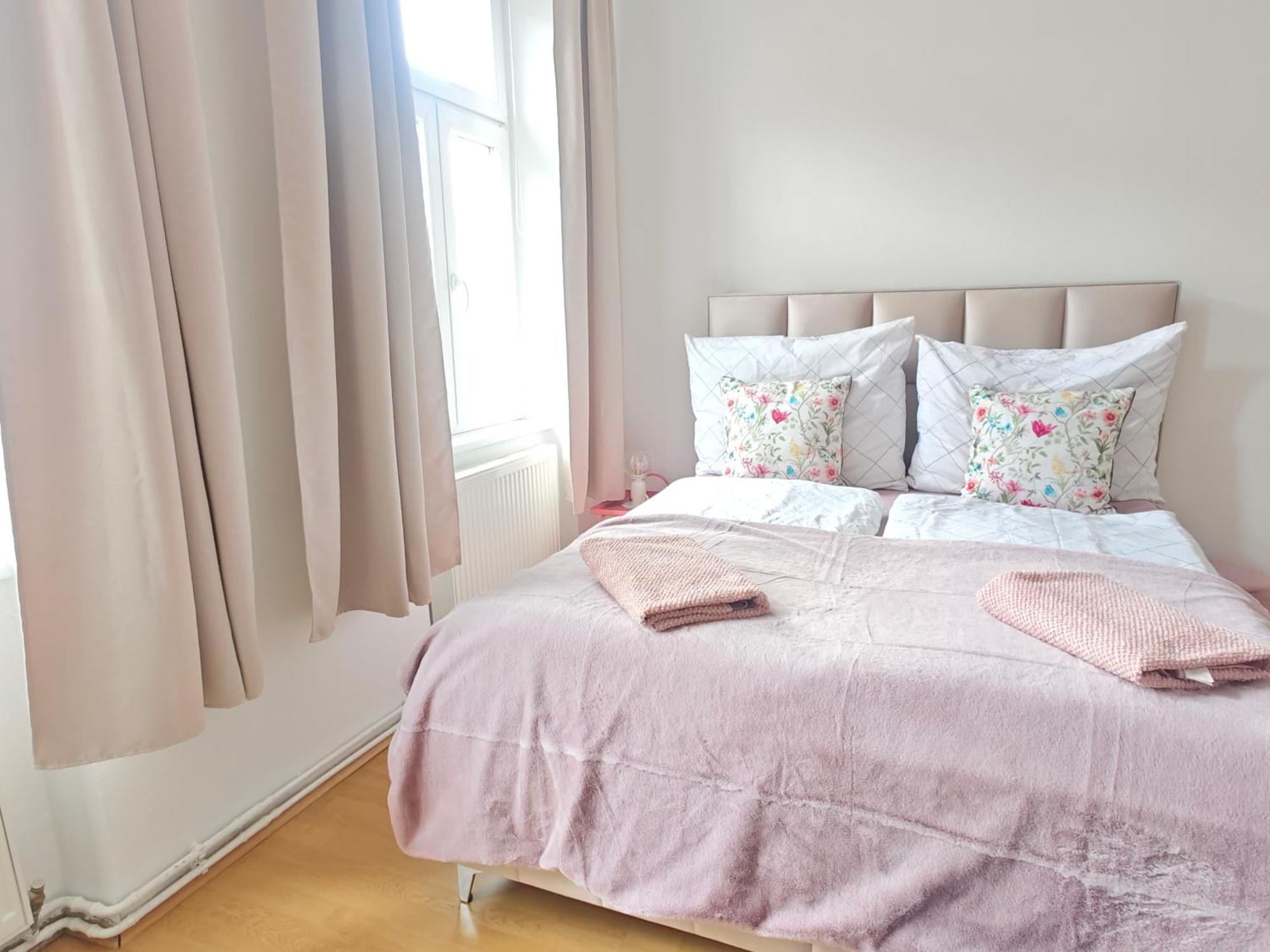 The Rose Apartment - Near Schoenbrunn Palace ウィーン エクステリア 写真